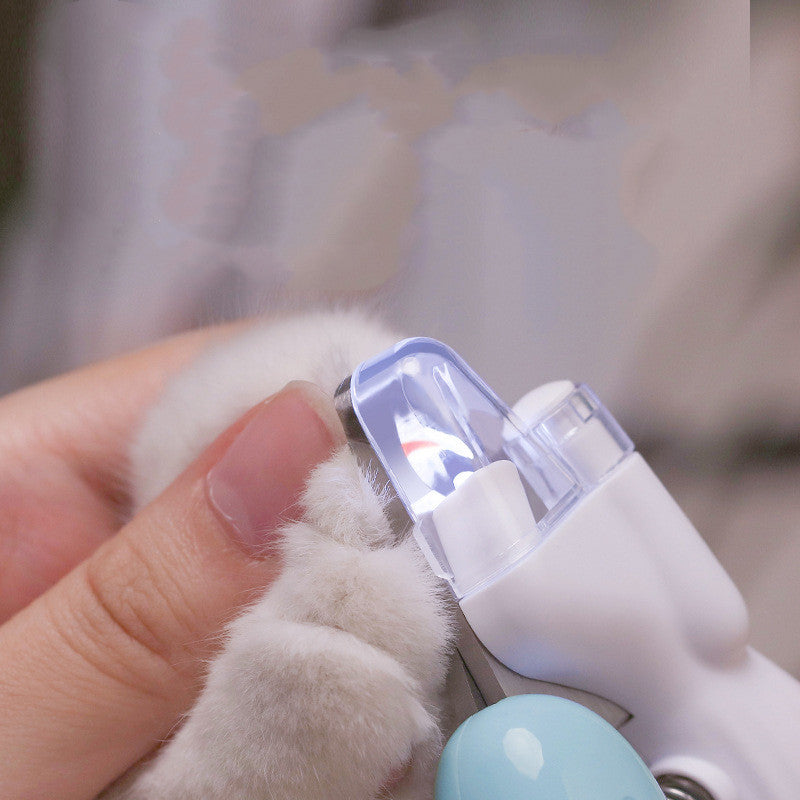 LumiClip LED cat nail trimmer – full product view